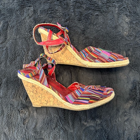 Merona Striped Tribal Print Wedge Sandals - Picture 4 of 8